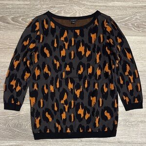 Ann Taylor Leopard Print Sweater in Orange, Black and Gray - Size M